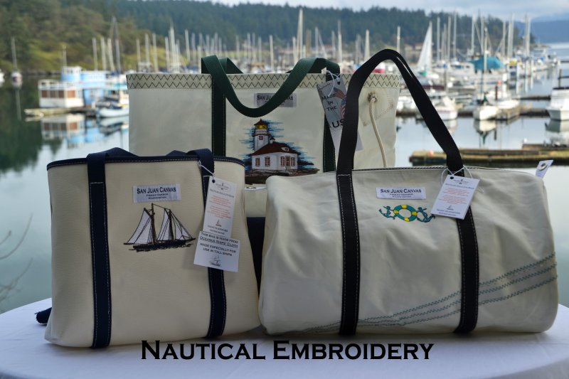 LL Bean Small Zip Top Boat and Tote Bag Purse with Sailing Design